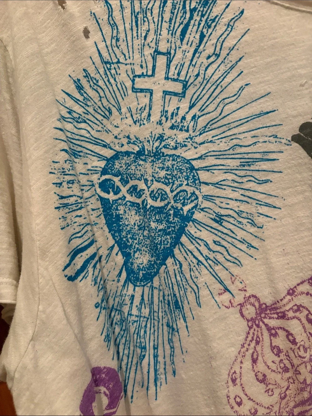 Magnolia Pearl White Tee with Multicolor Butterfly and Graphic Prints - Picture 9 of 9